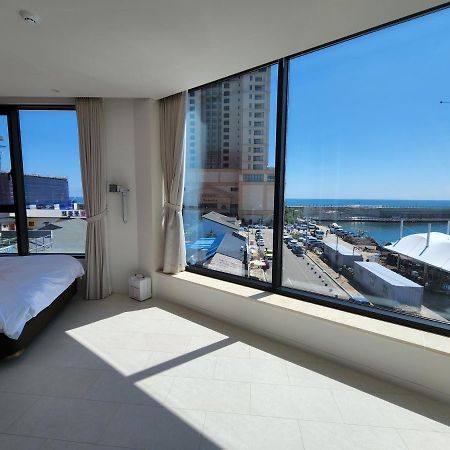 Вилла Bau Haus Сокчхо Экстерьер фото